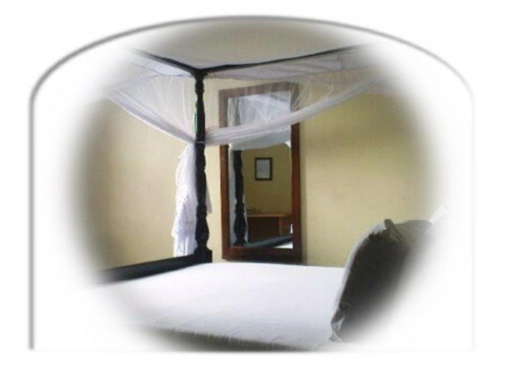 Transit Airport B&B Дар-эс-Саламе Номер фото